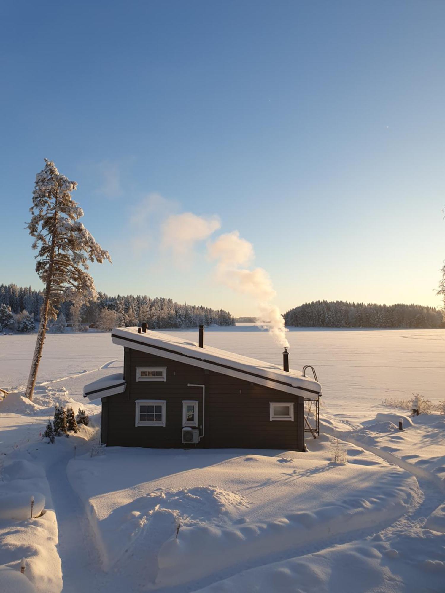 Stunning Log Cabin 45M2 On The Shore Of Kallavesi. กัวปิโอ ภายนอก รูปภาพ