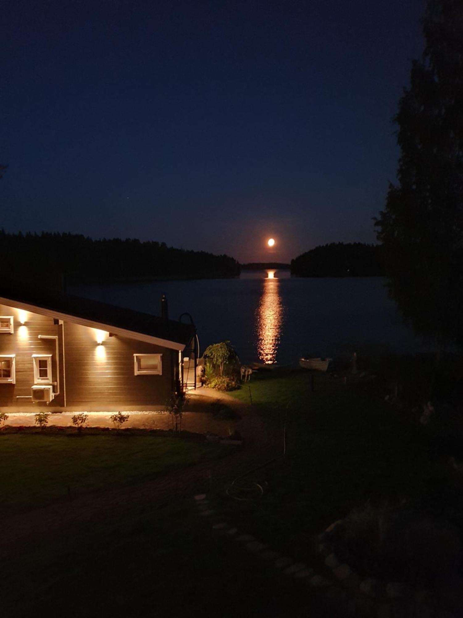 Stunning Log Cabin 45M2 On The Shore Of Kallavesi. กัวปิโอ ภายนอก รูปภาพ